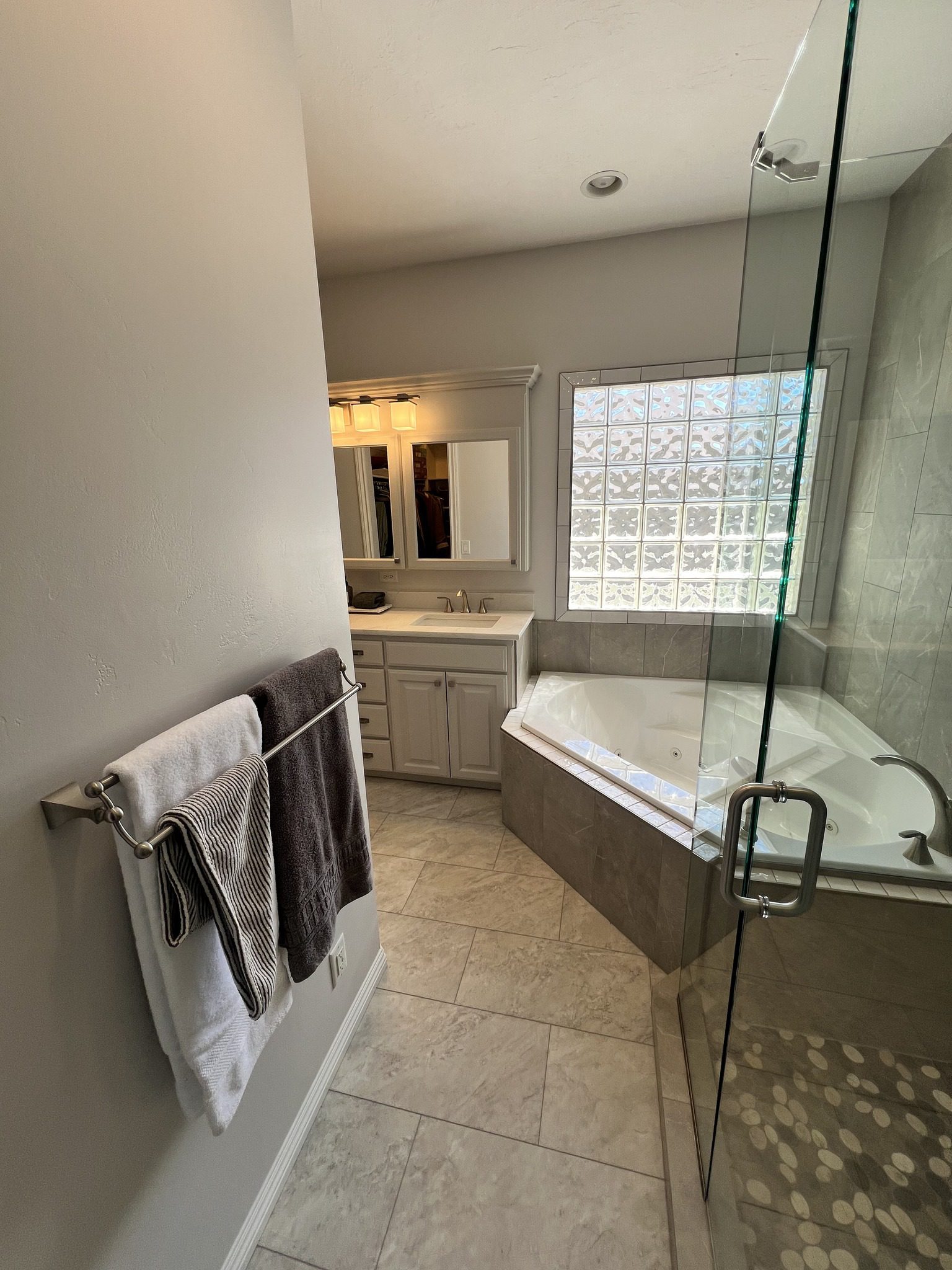 The Ultimate Guide to Bathroom Renovation in Idaho Falls Crafting a Sanctuary: The Ultimate Guide to Bathroom Renovation in Idaho Falls
